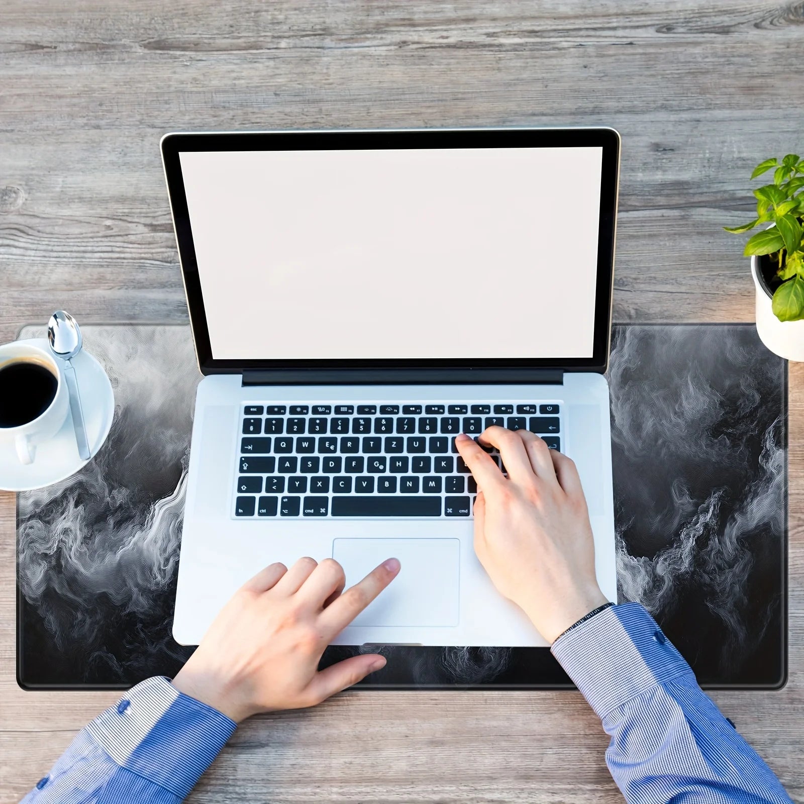 Large mouse pad smoke