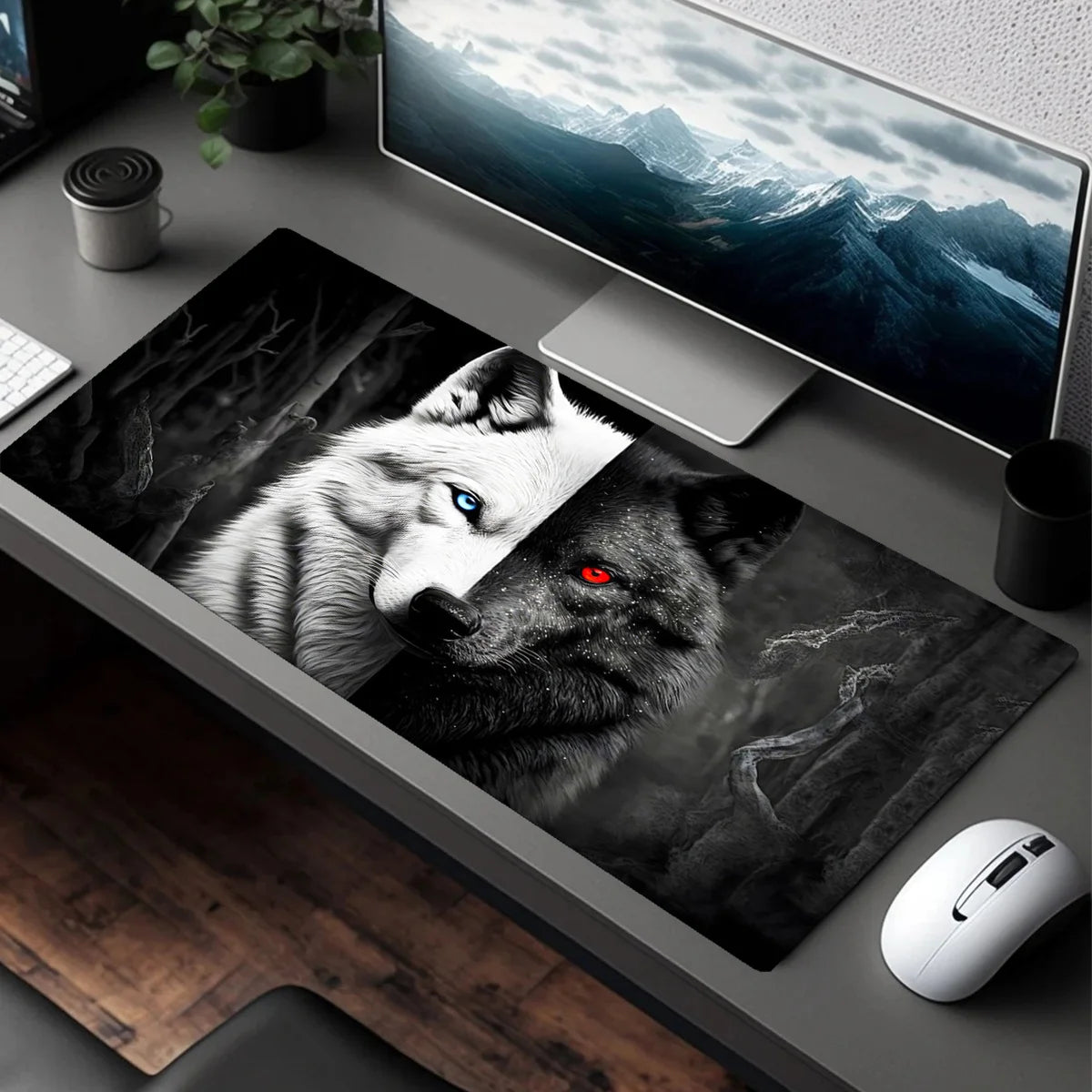 Mouse Pad Black and White Wolf King